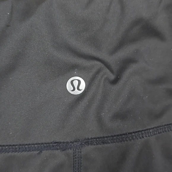 *GIVEAWAY* Lululemon Flare Size 6 - Picture 4 of 6